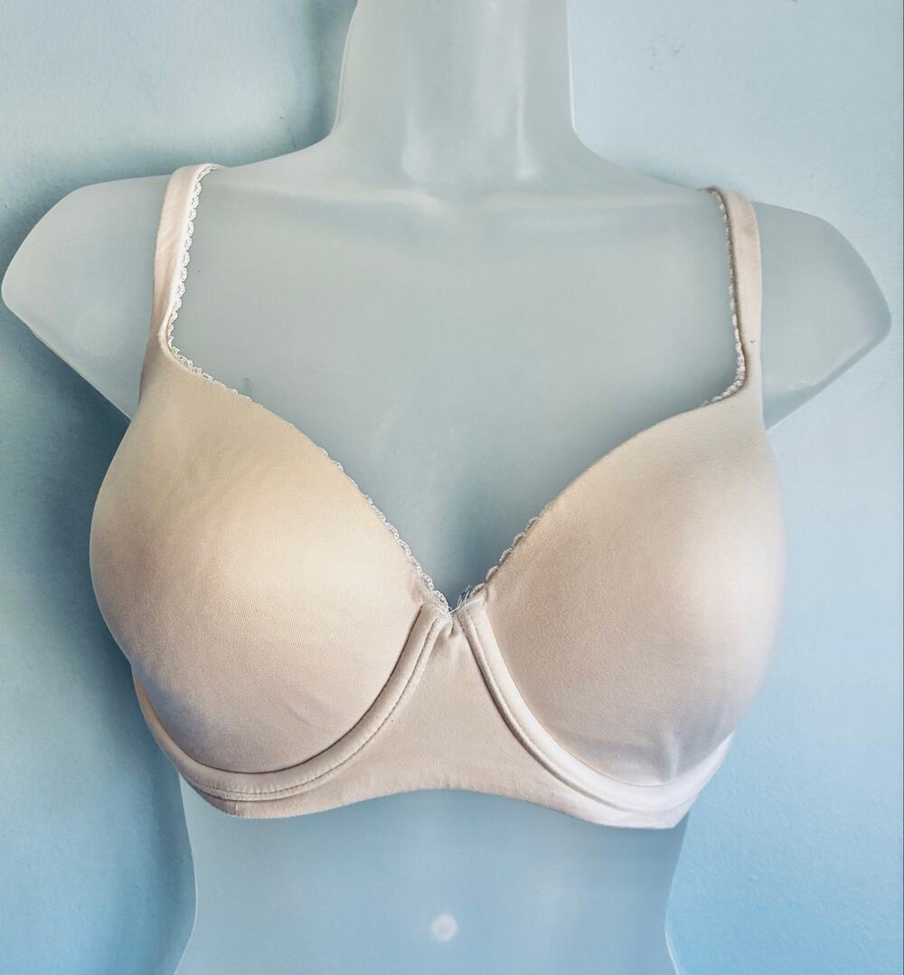 Victoria's Secret Bra Body by Victoria Lined Demi Off White 34DD Casual Everyday
